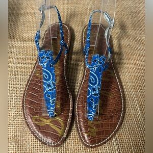 NEW Sam Edelman Gigi Thong Sandals. Paisley Bandana Print. Size 9.5.